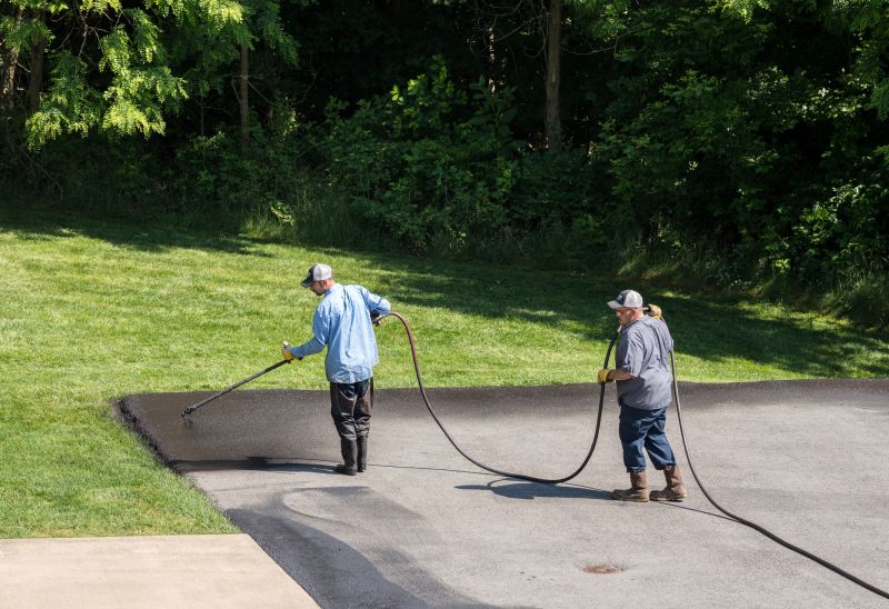 Home Asphalt Sealcoating Service