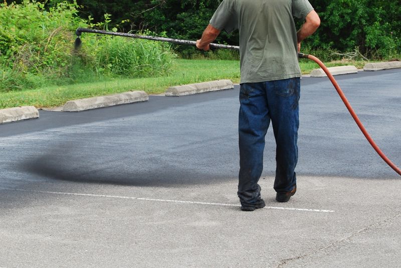 Home Asphalt Sealcoating
